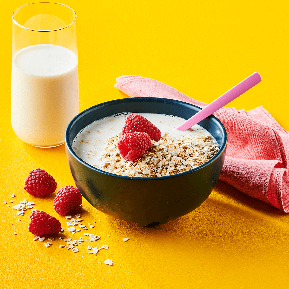 Quick Oats with Raspberries and Fresh Milk - Emborg Singapore