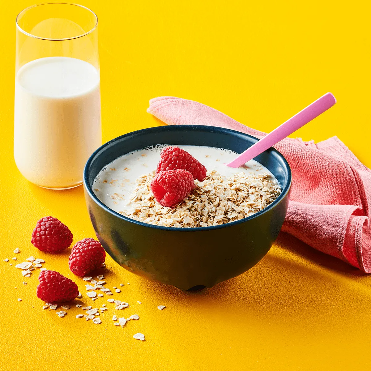 Quick Oats with Raspberries and Fresh Milk - Emborg Philippines