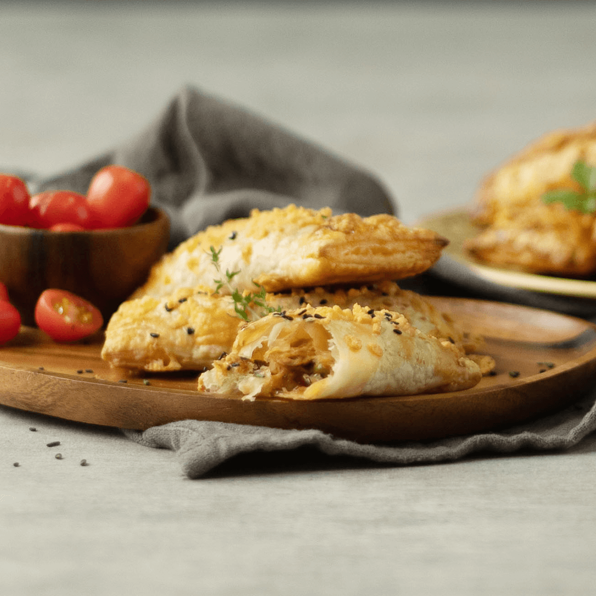 Spicy Tuna and Cheese Parcels - Emborg 