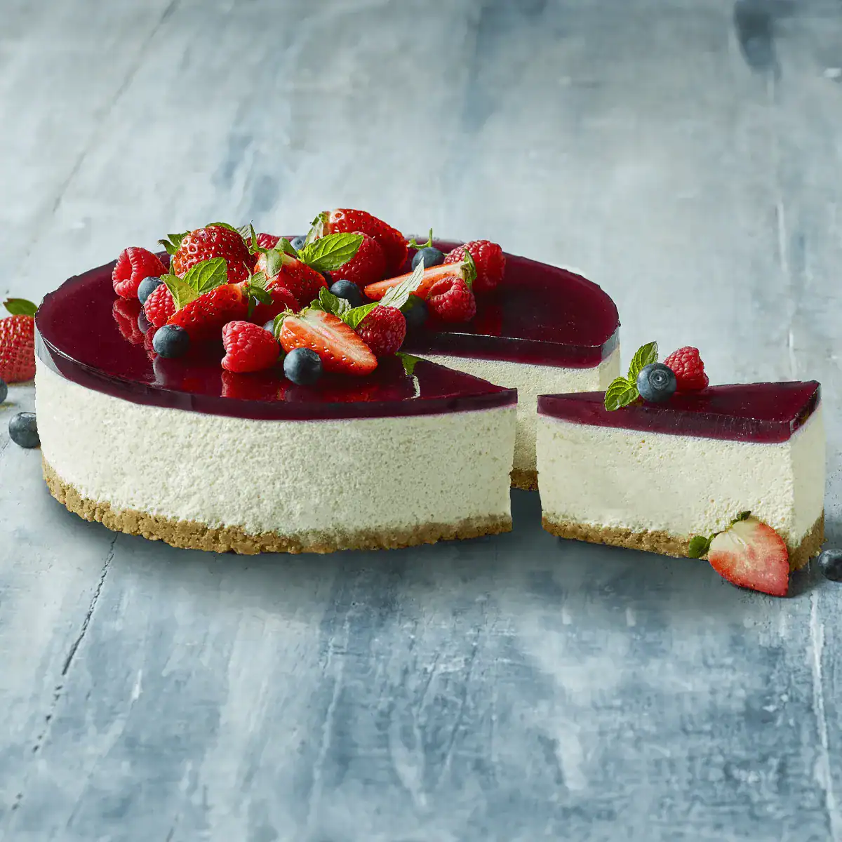 Strawberry Cheesecake - Emborg Malaysia