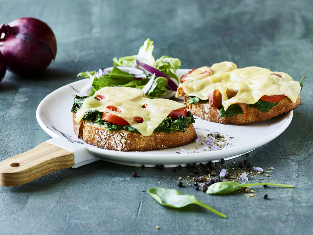 Natural Emmentaler Slices - Emborg