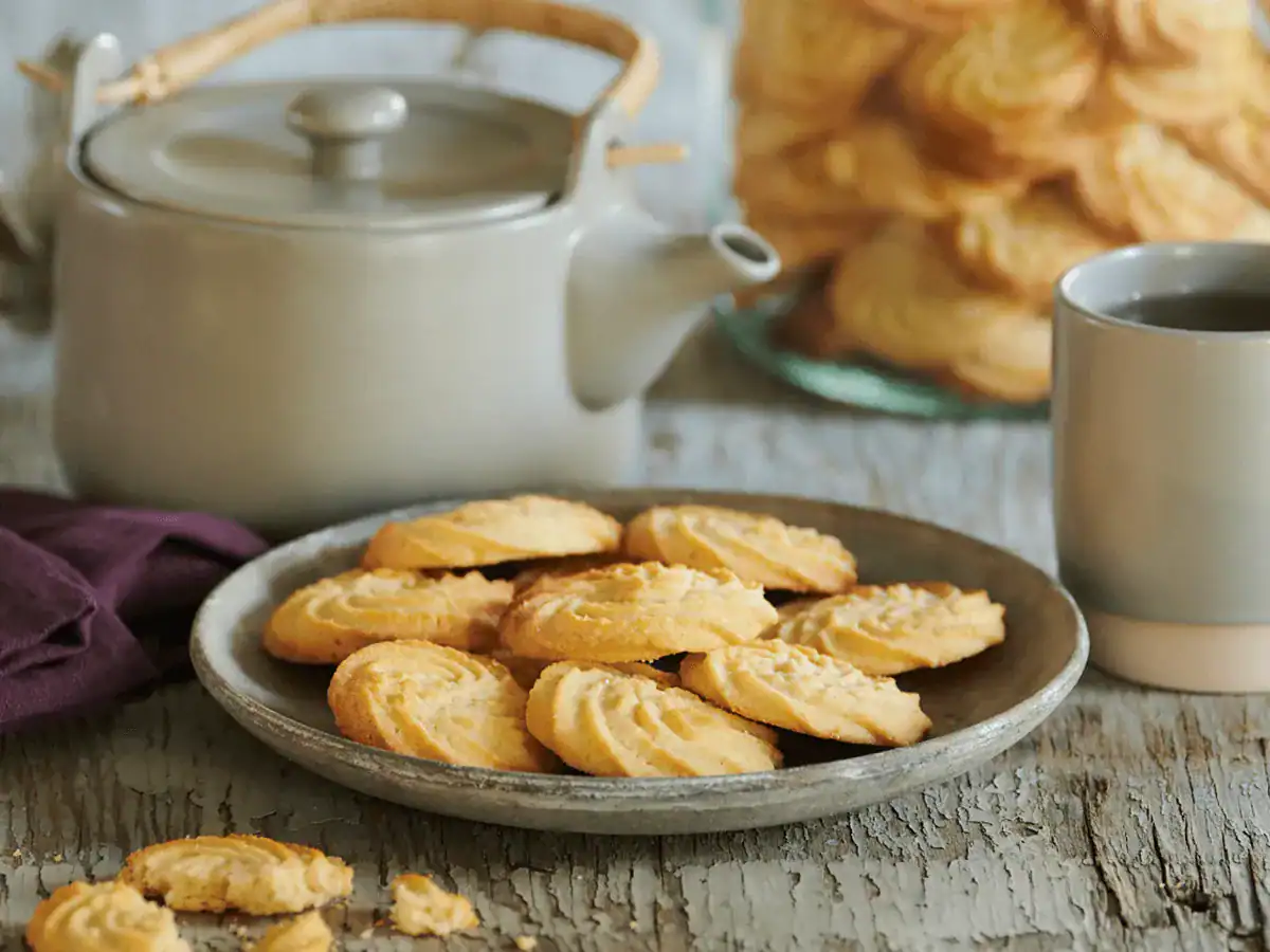 Christmas Butter Cookies - Emborg Singapore