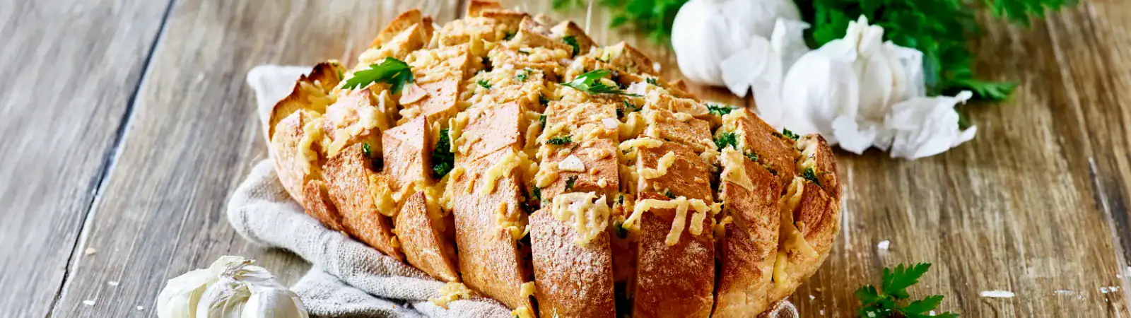 Natural Shredded Cheddar Topping - Emborg 