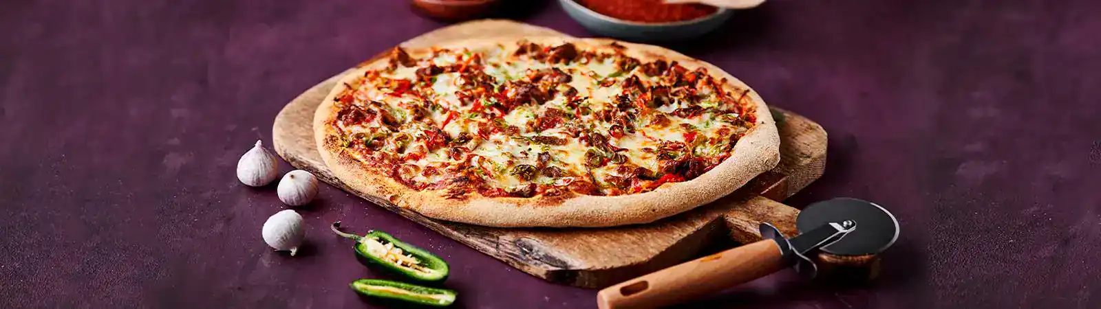 Crisp Beef Rendang Pizza - Emborg Philippines