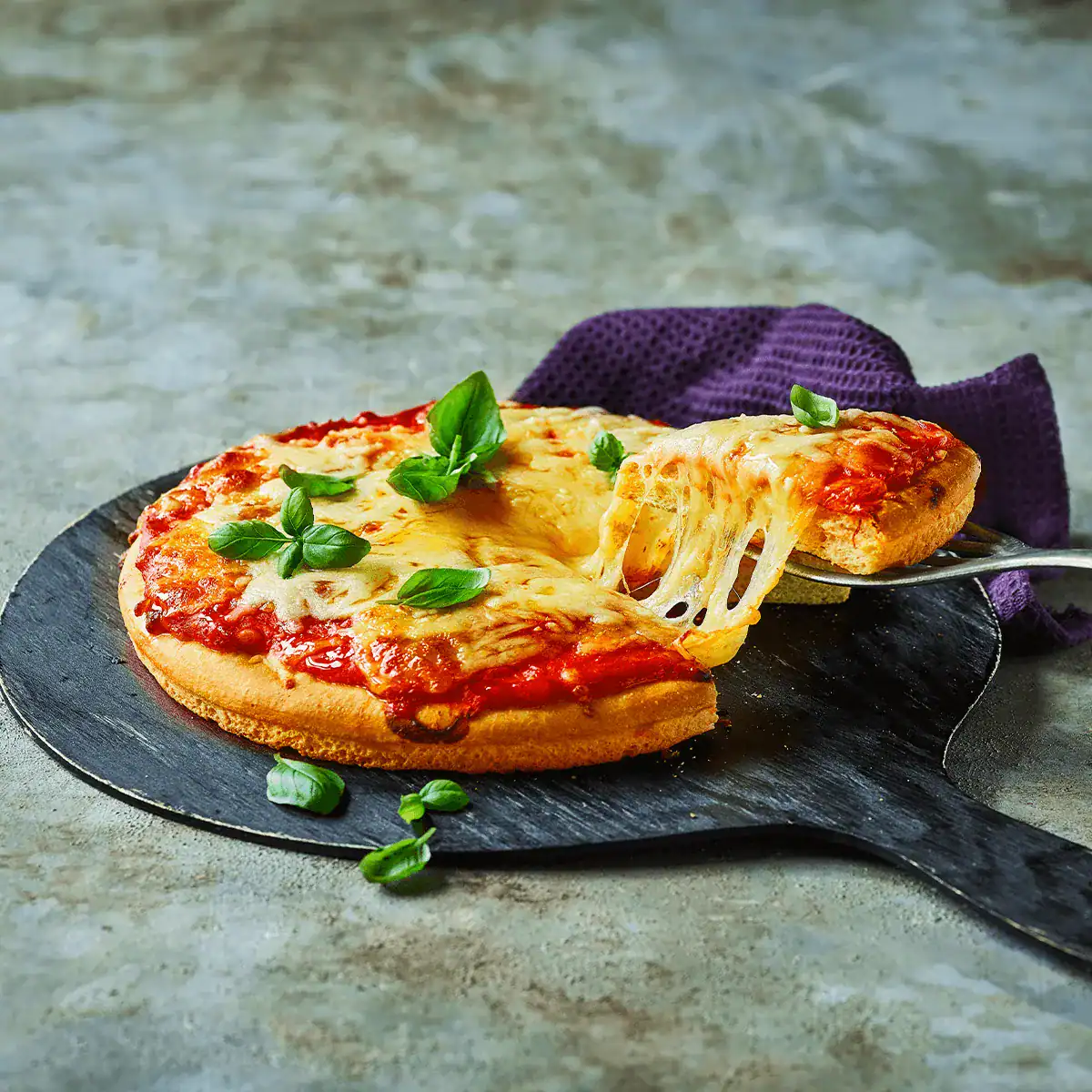 Deep Pan Pizza with Stretch - Emborg 