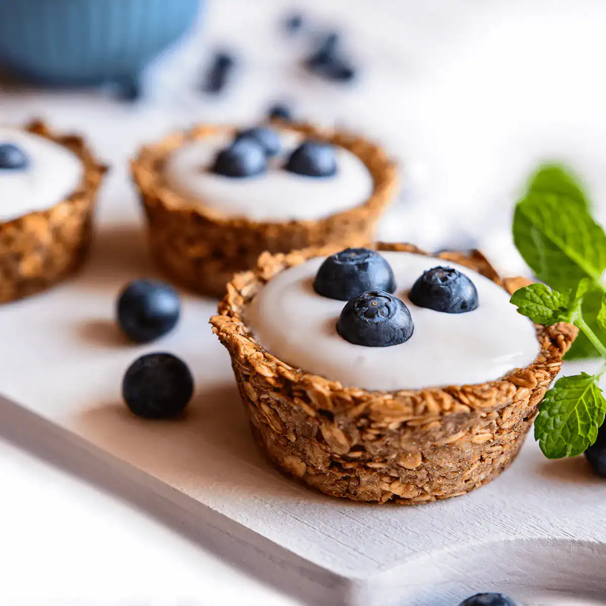 Granola Yogurt Tarts - Emborg