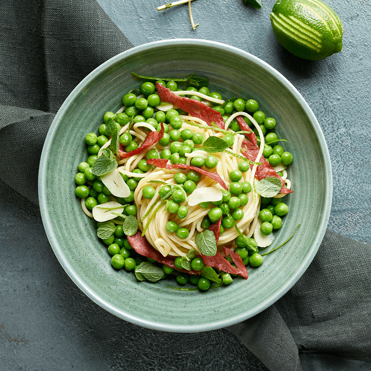 Pasta with Peas and Turkey Bacon - Emborg 