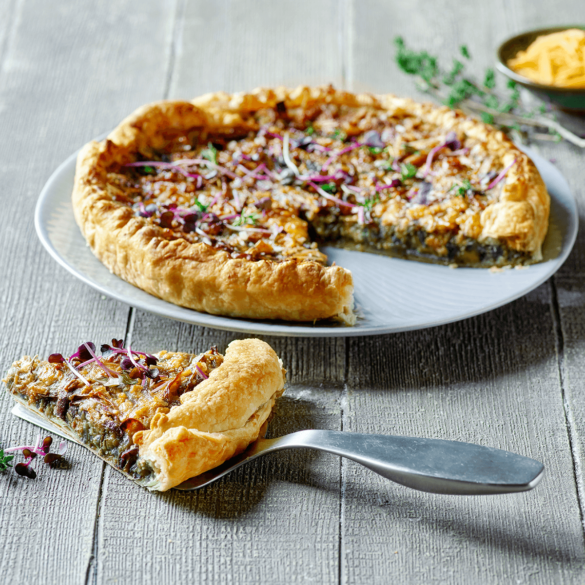 Vegan Onion Tart with plant-based Cheddar - Emborg Malaysia