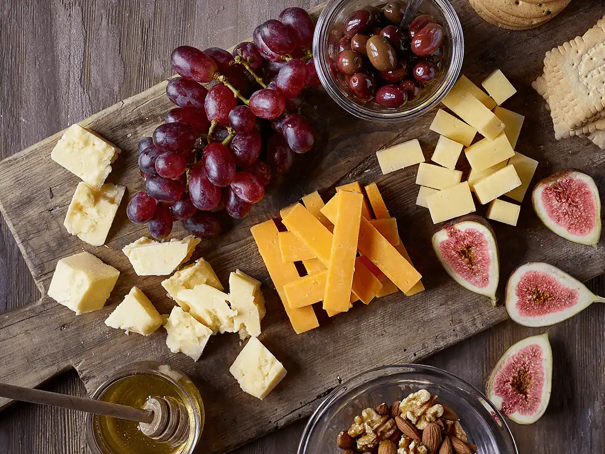 Cheddar Cheese Board - Emborg Singapore