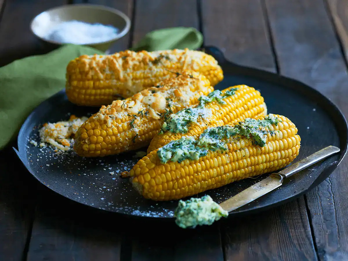 Corn Cobs with Cheese and Breadcrumbs - Emborg 