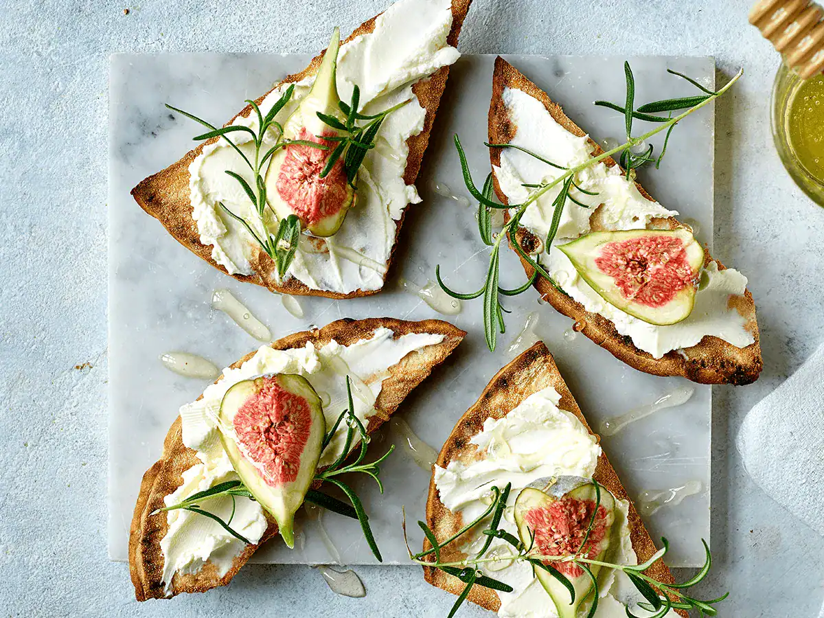 Cream Cheese Crostini - Emborg 