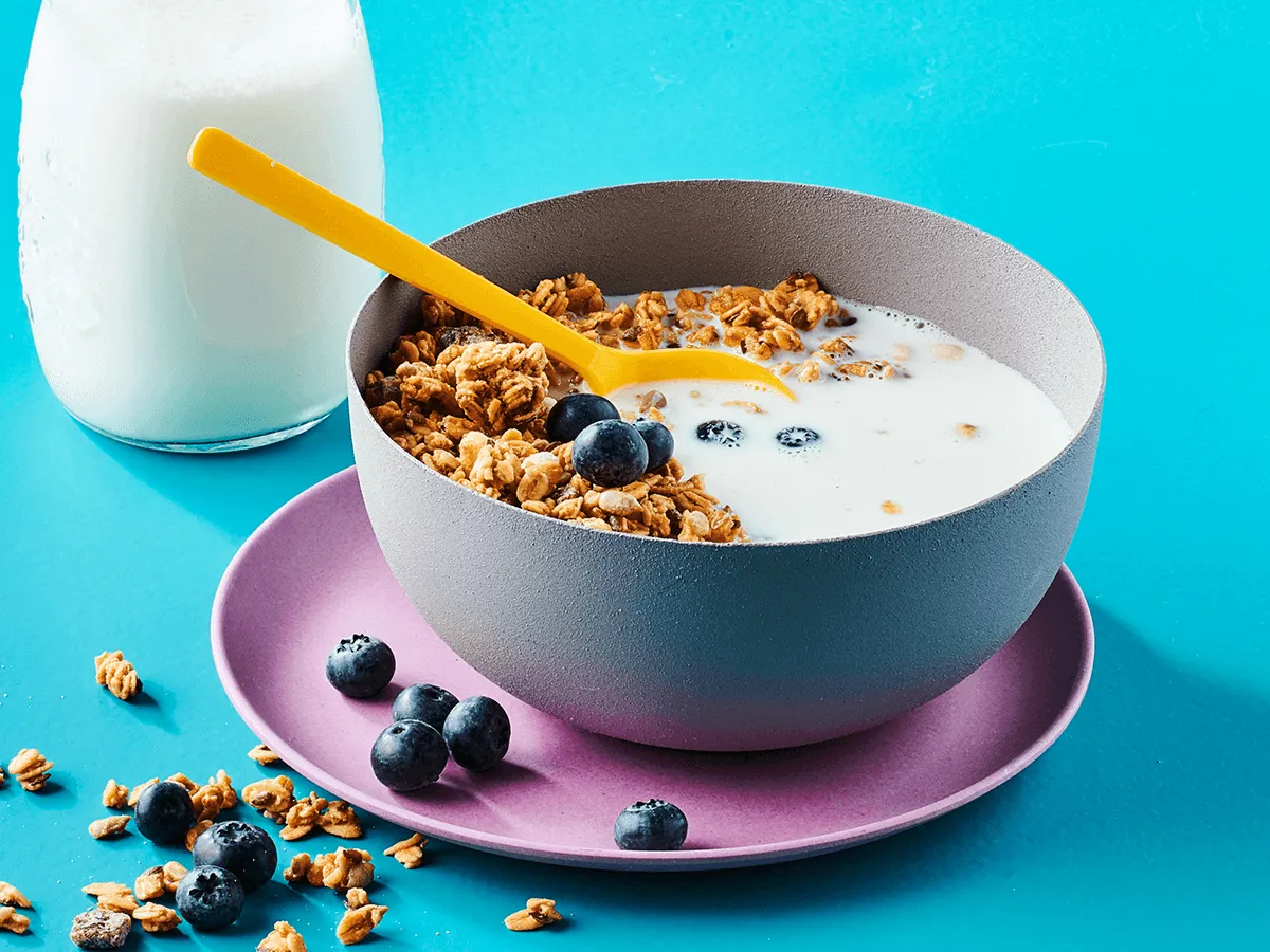 Easy Crunchy Granola with Fresh Milk - Emborg