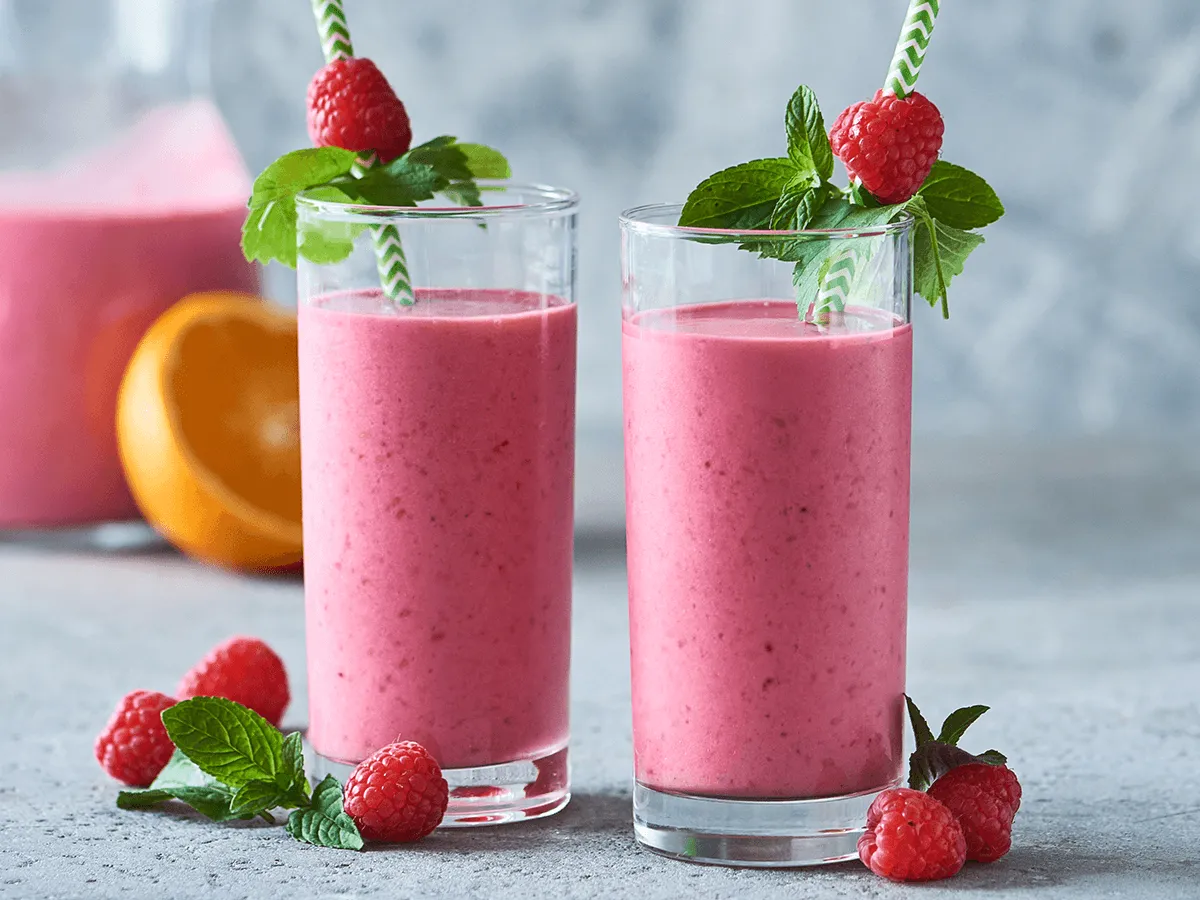 Easy Raspberry Smoothie - Emborg 