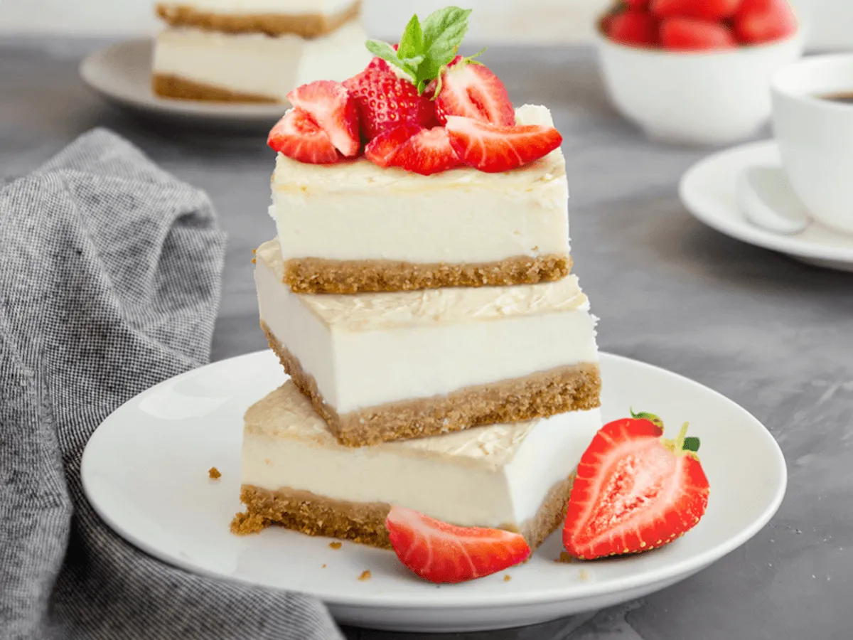 No-Bake Yogurt Cheesecake - Emborg