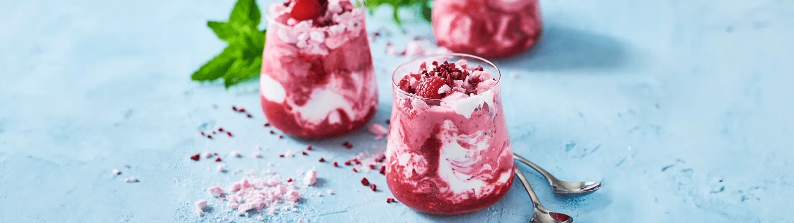 10-Minutes Raspberry Parfait - Emborg New Zealand