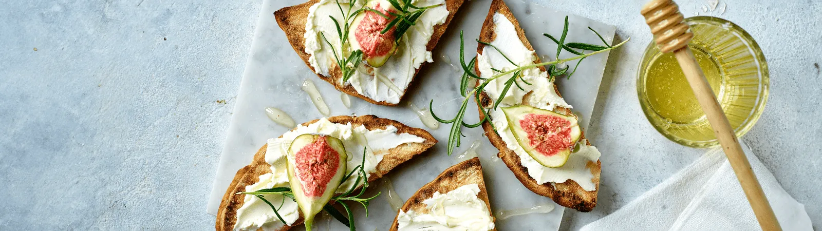 Cream Cheese Crostini - Emborg 