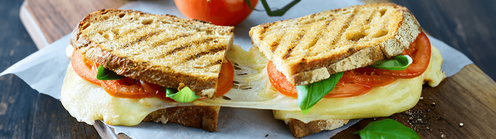 Mozzarella Sandwich with Pesto - Emborg Malaysia