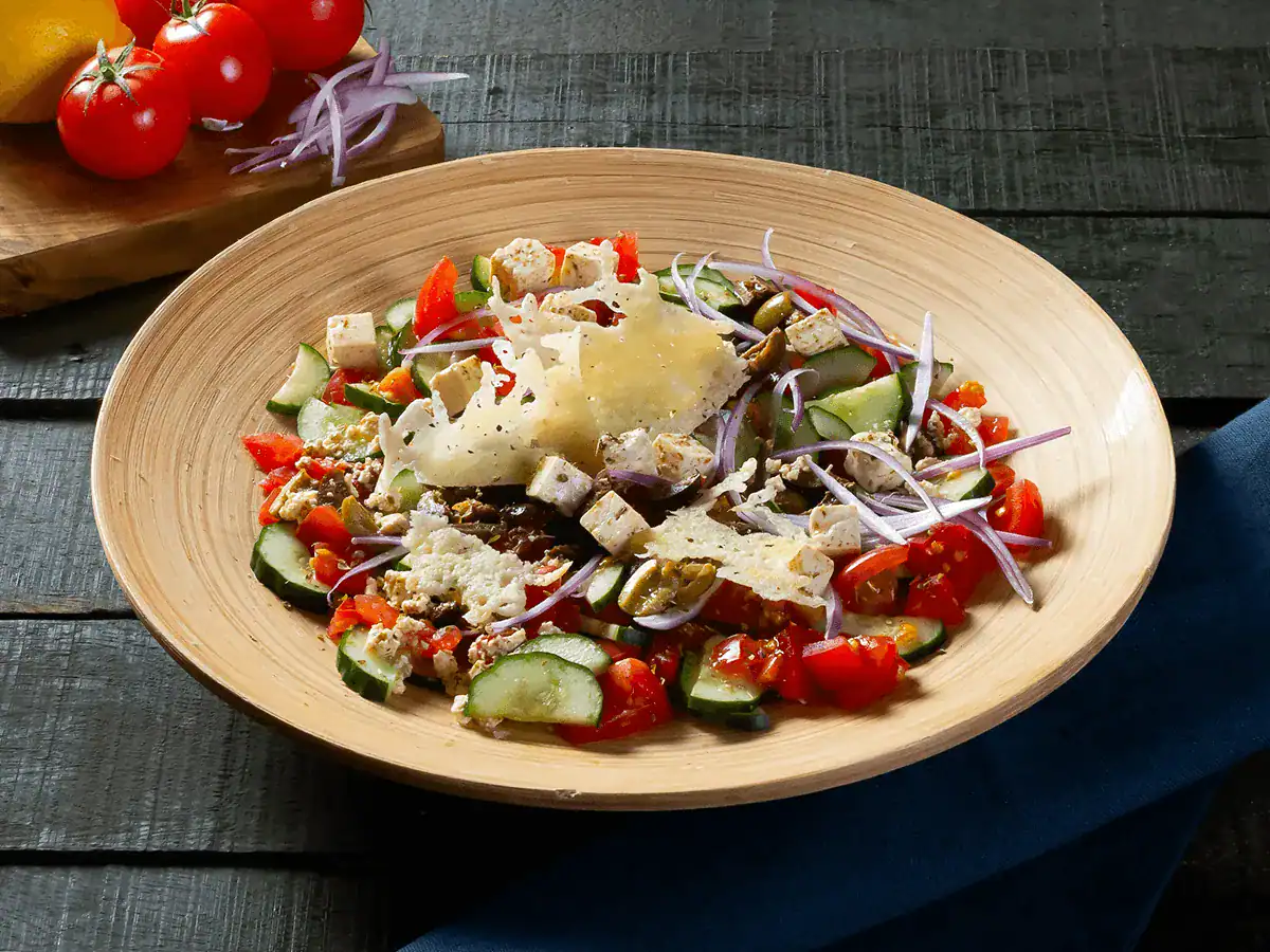Greek Salad with Cheese Crisps - Emborg 
