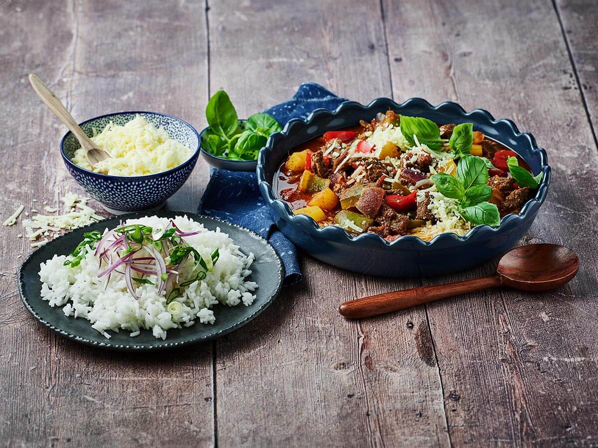 Cheesy Caldereta - Emborg 