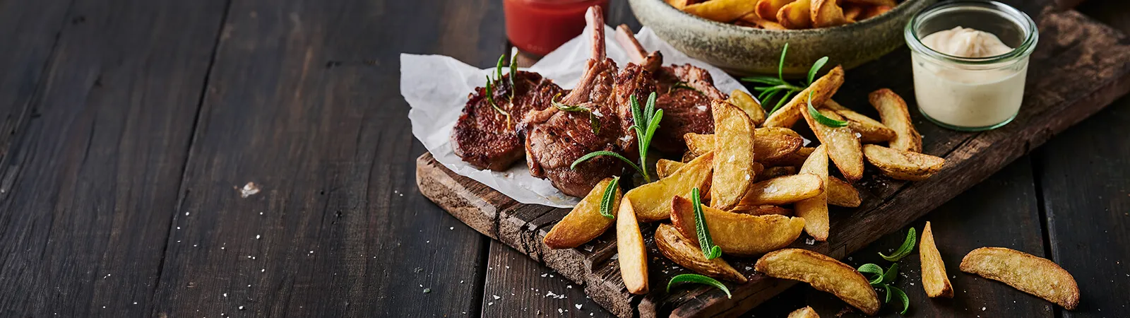 Grilled Lamb Chops with Crispy Potato Wedges - Emborg Malaysia