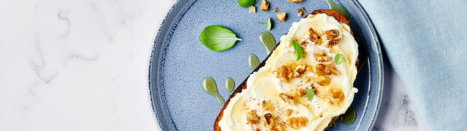 Honey Nut Toast - Emborg