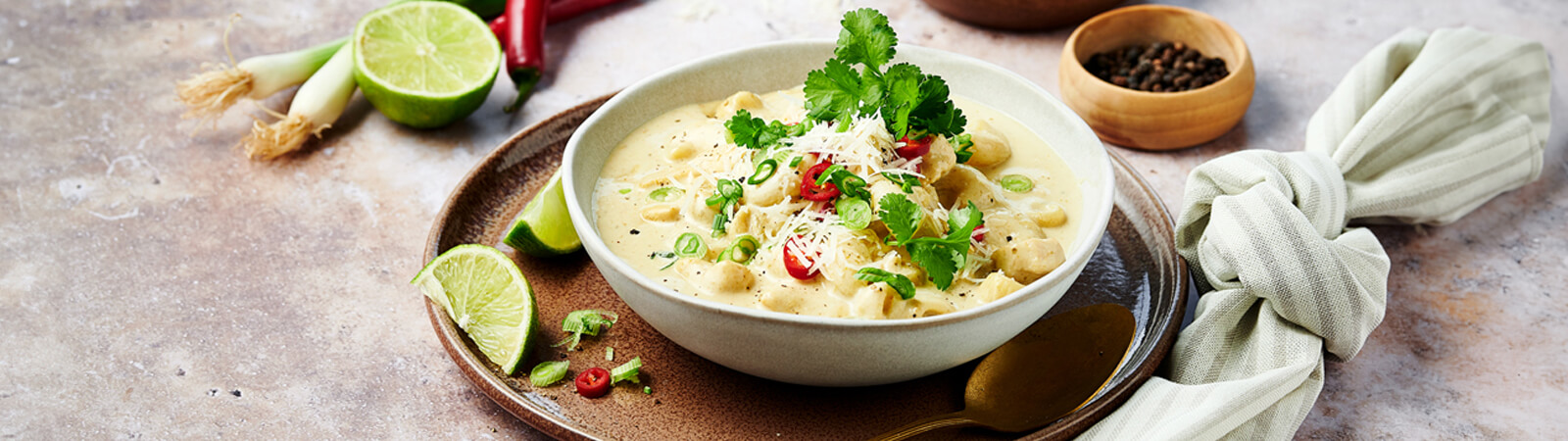 Thai Green Curry Pasta - Emborg 