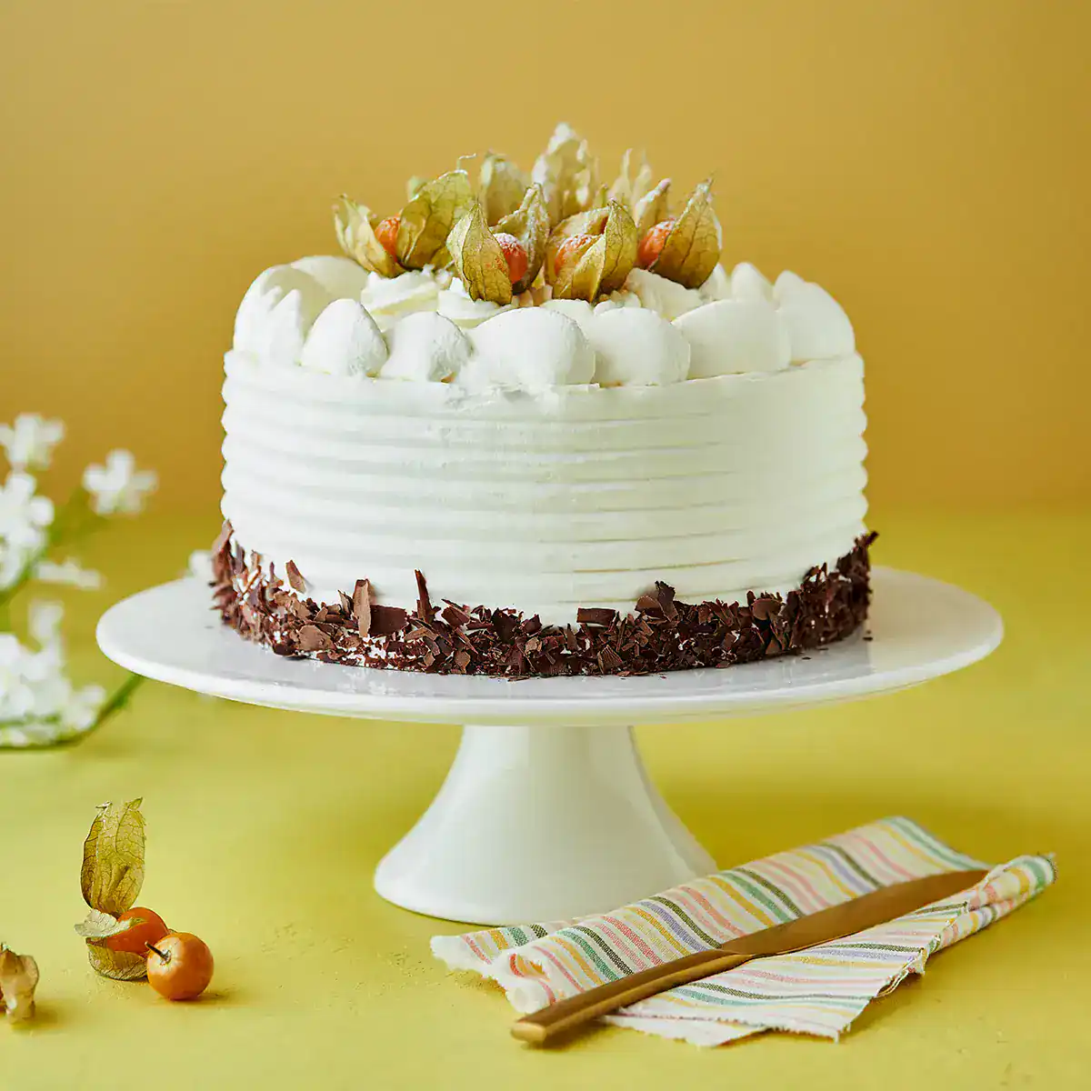 The Ultimate Mango Cream Cake - Emborg Philippines