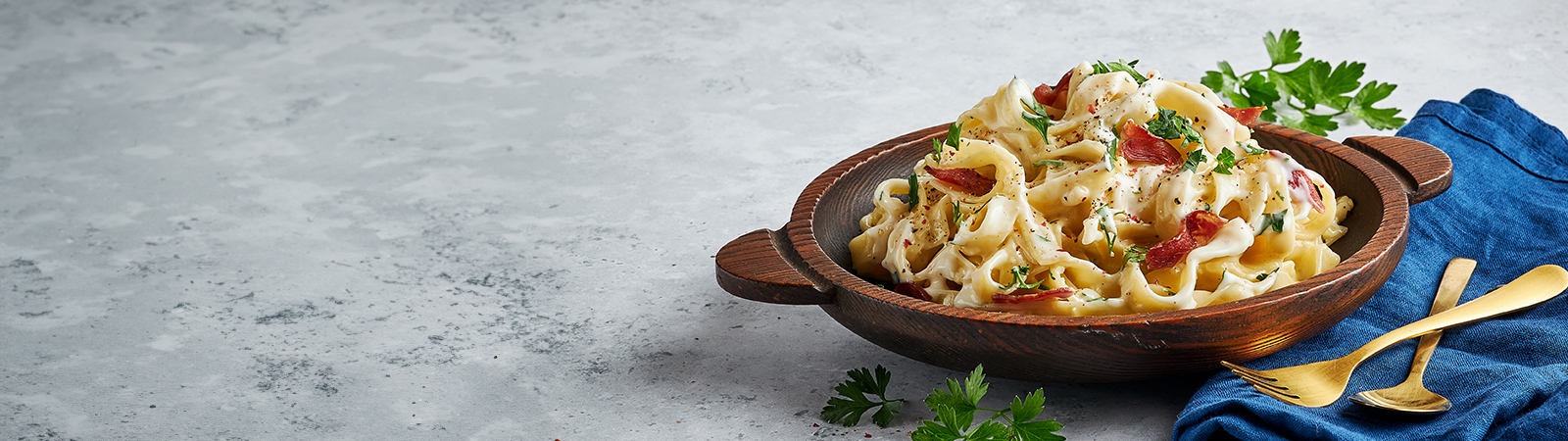 Creamy Turkey Bacon Pasta - Emborg Malaysia