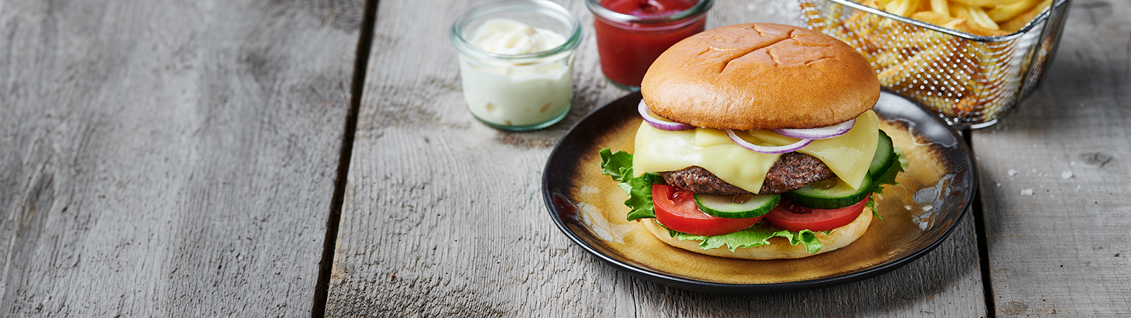 Beef Burger with Monterey Jack & Mustard Sauce - Emborg