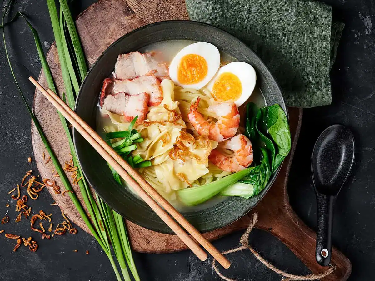 Wonton Egg Noodle Soup - Emborg 