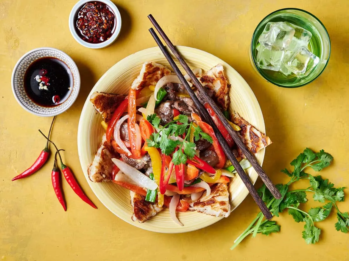 Phở xào bò phô mai - Emborg 