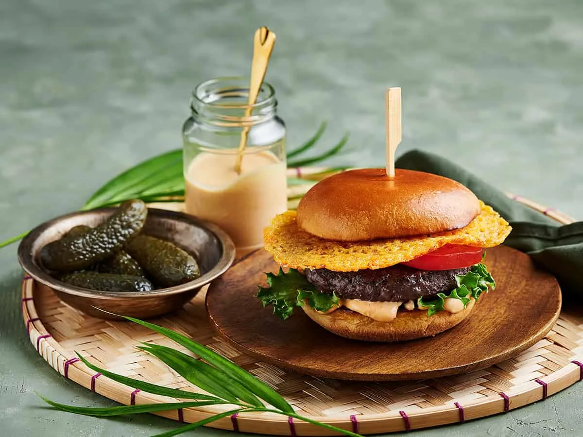 Red Cheddar Cheese Skirt Burgers - Emborg Singapore