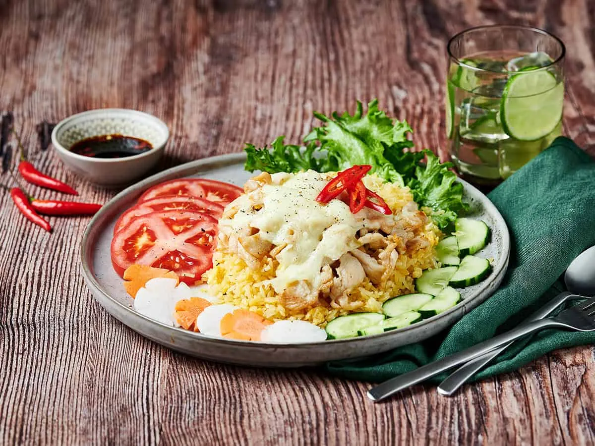 Cơm chiên gà phô mai kiểu miền Nam - Emborg 