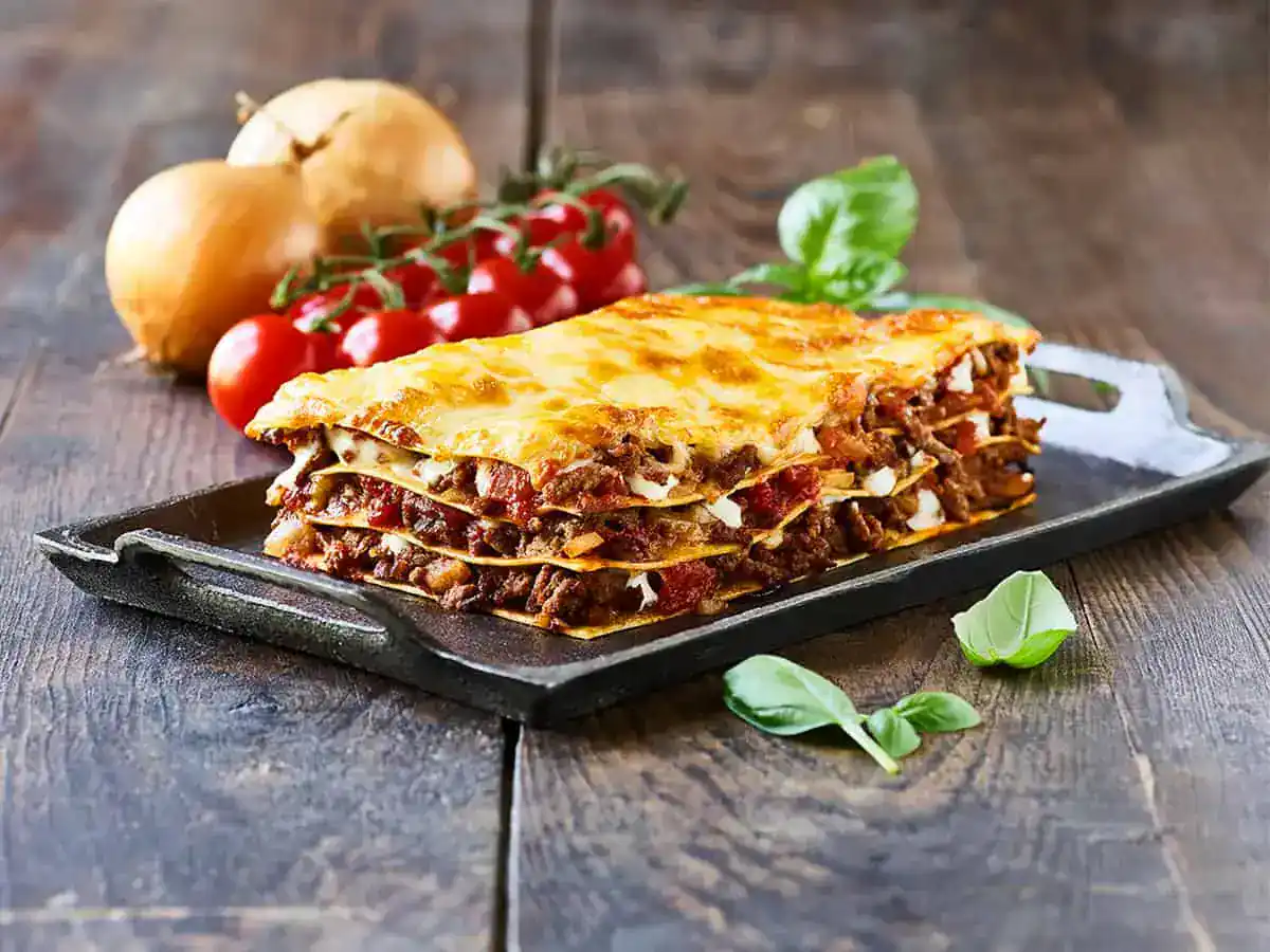 ลาซานญ่าเนื้อสไตล์อิตาเลียน (Italian Beef Lasagne) - Emborg 