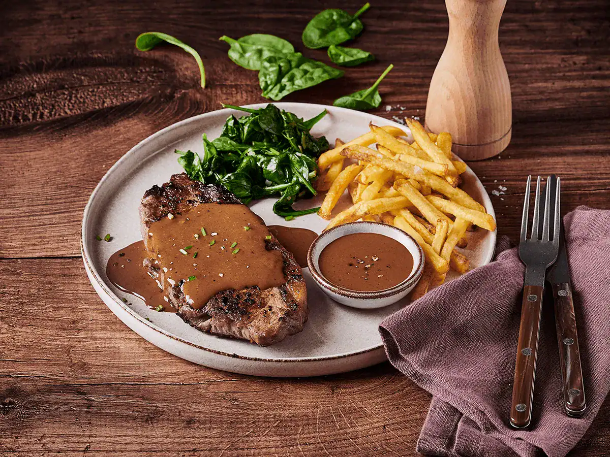 Steak with Creamy Pepper Sauce - Emborg 